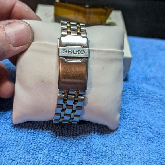 SeikoSeiko kinetic 5M63-0AA0 Men's Watch - Picture 5 of 5